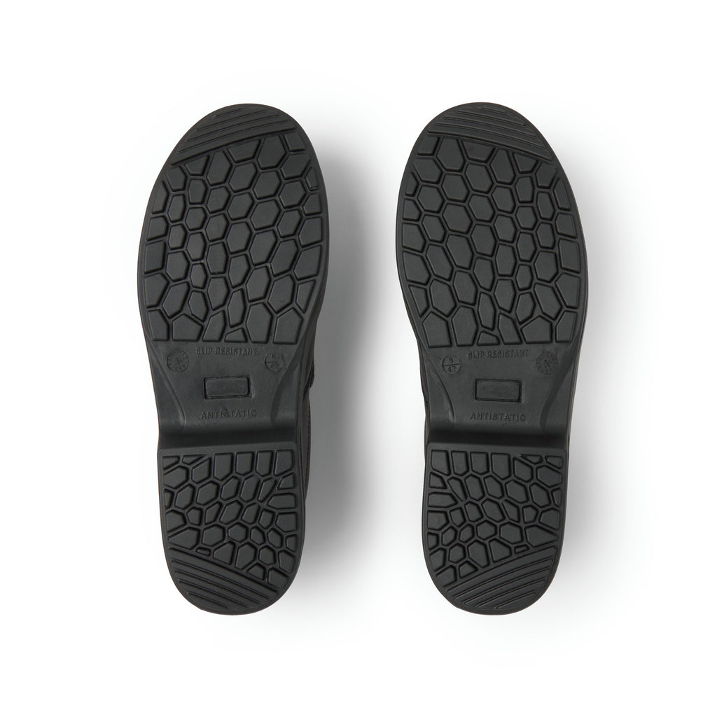 Aneto Black Shoes 